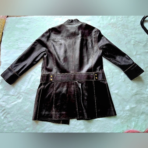 Louis Vuitton brown lambskin coat - Picture 1 of 2